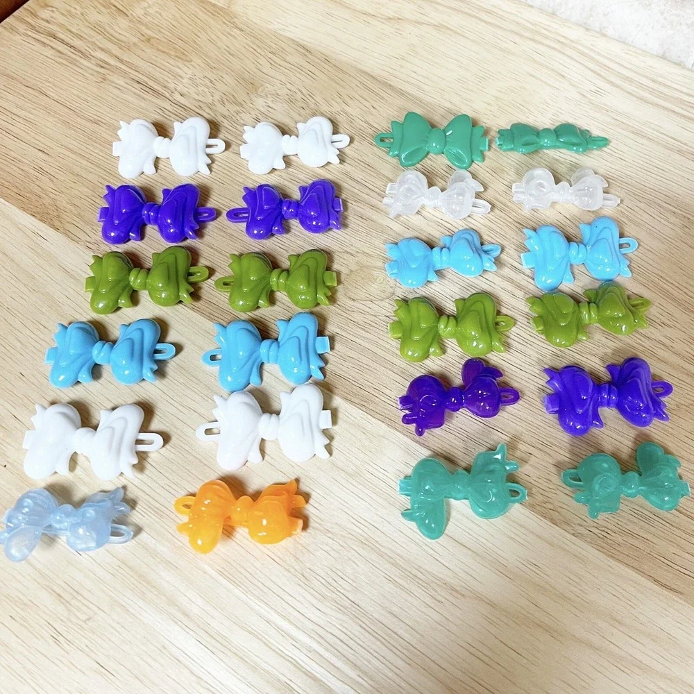 Vintage 80s 90s  Multi-Color Bow Barrettes Plastic Snap Tight Girls Goody Cutie